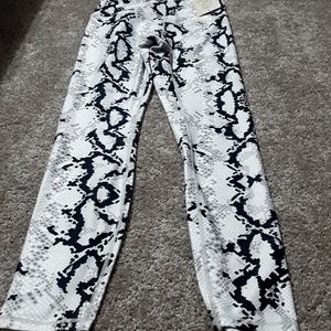 BNWT balance connection black summer snake sm